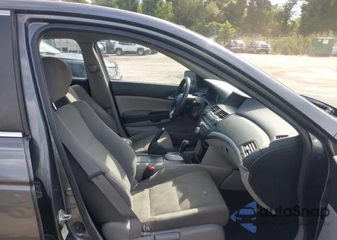 2011 Honda Accord 2.4 Lx-P from USA, damaged, VIN 1HGCP2F48BA088311